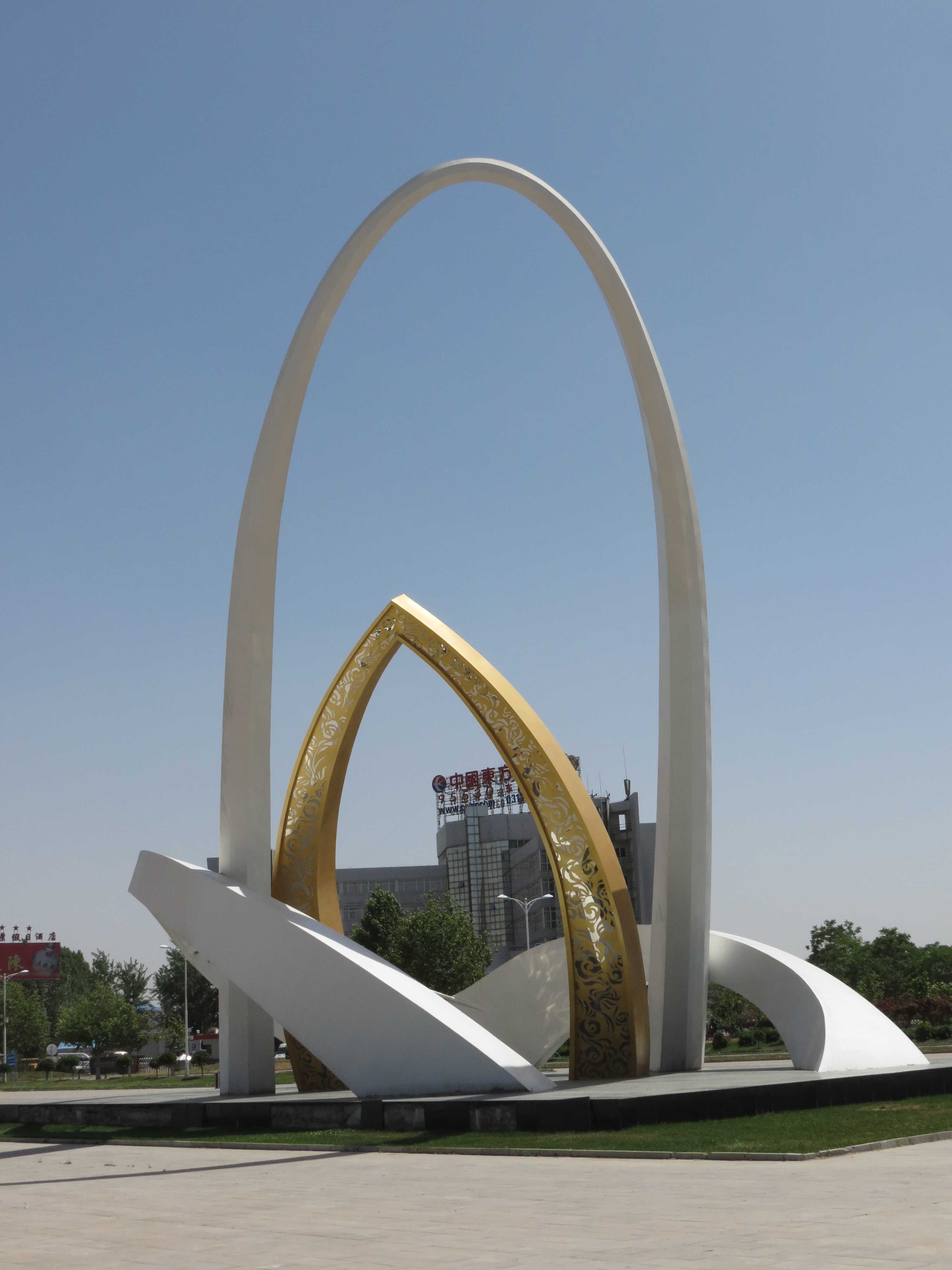 機(jī)場(chǎng)景觀雕塑，大型廣場(chǎng)標(biāo)志，廣場(chǎng)大型雕塑