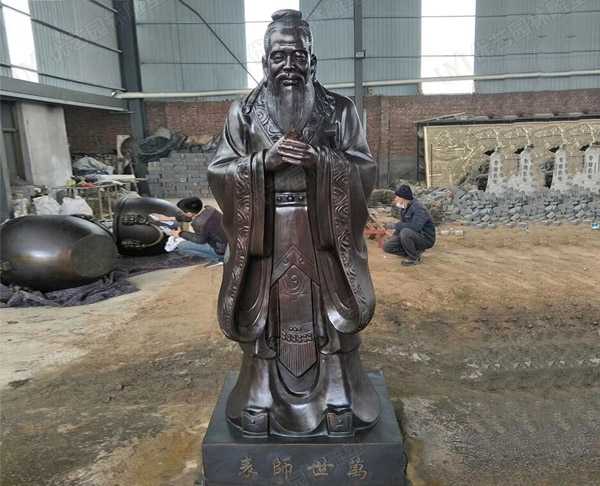 玻璃鋼雕塑制作出仿銅雕塑效果的步驟是什么呢？